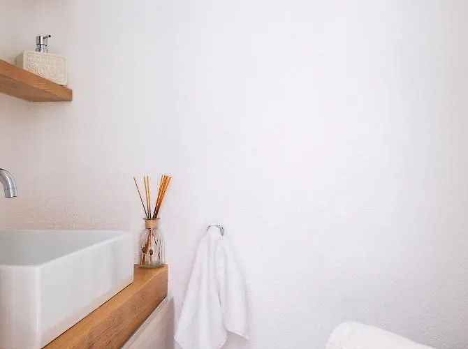 Wlofts 11, 12 & 14 By Klodge Apartman