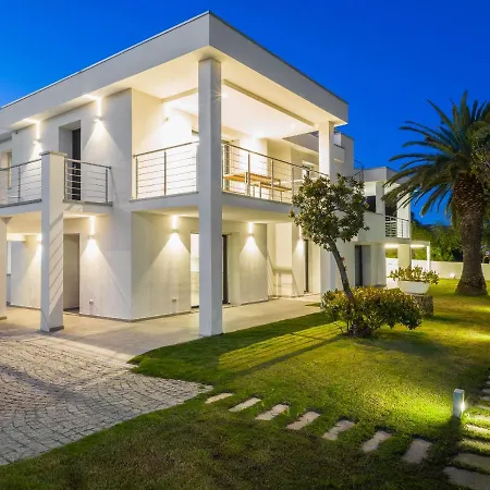 Wlofts 11, 12 & 14 By Klodge شقة