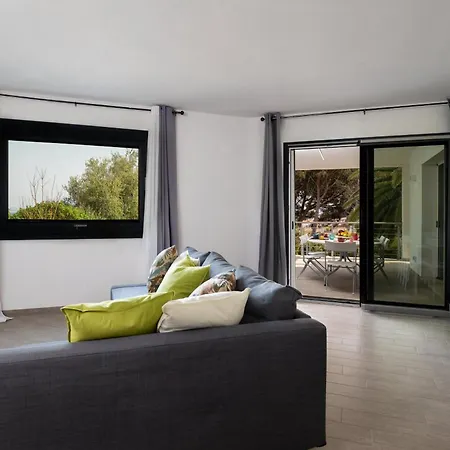 Apartment Wlofts 11, 12 & 14 By Klodge *